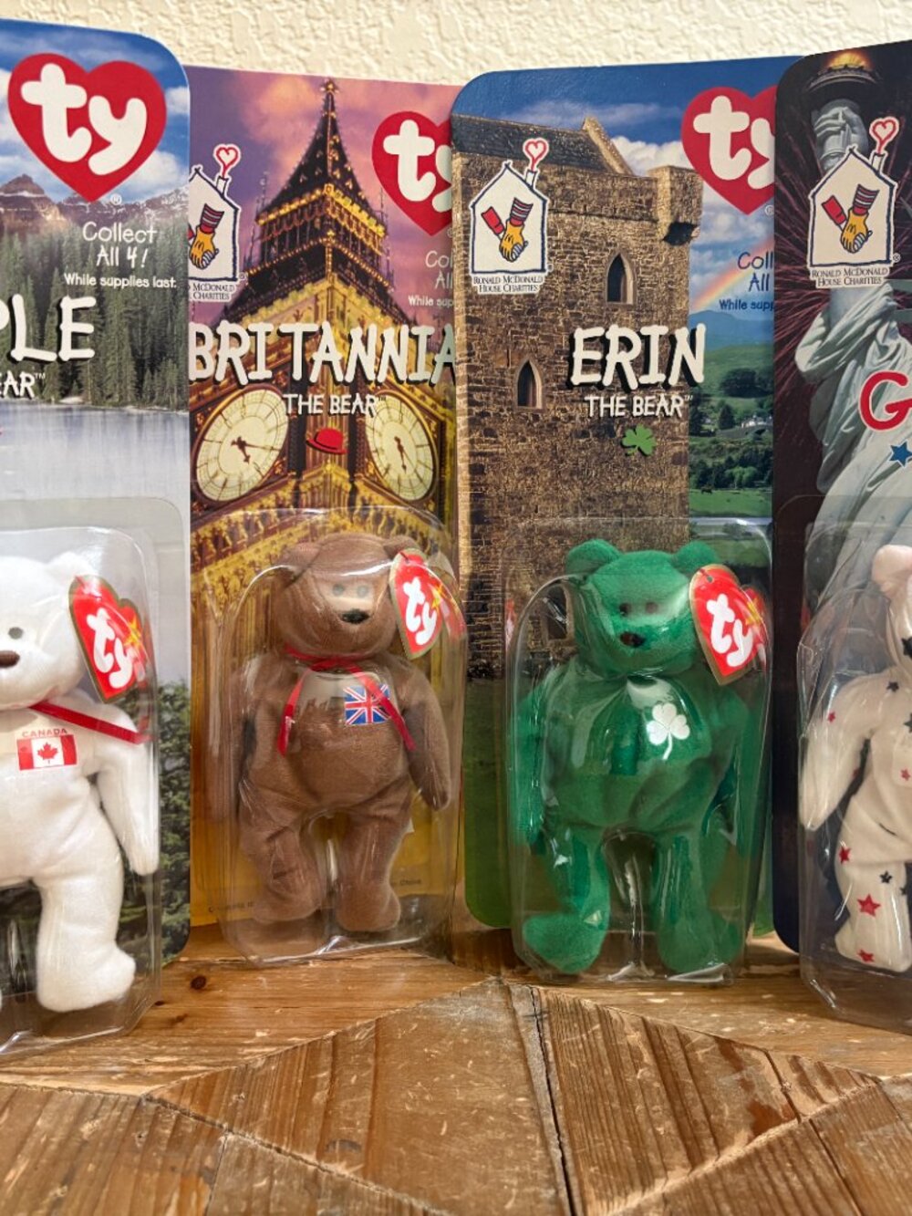 1999 Ty Teenie Beanie Babies McDonald’s International Bears Set – Set of 4 NIP